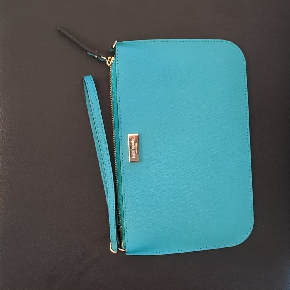 Kate Spade Convertible Wristlet Clutch